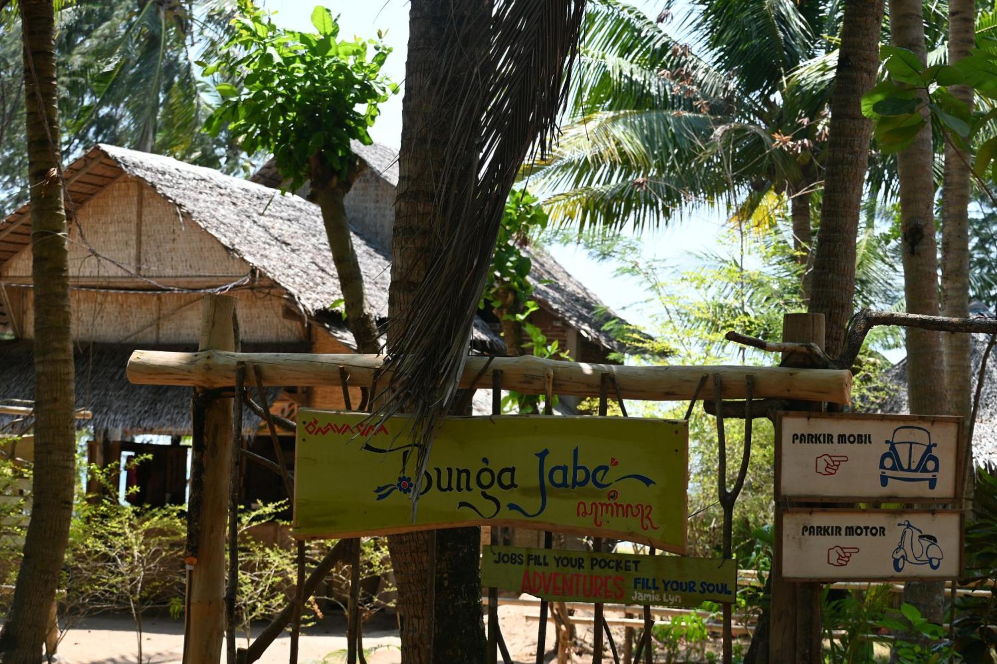 Bunga Jabe Villa Karimunjawa Exterior foto