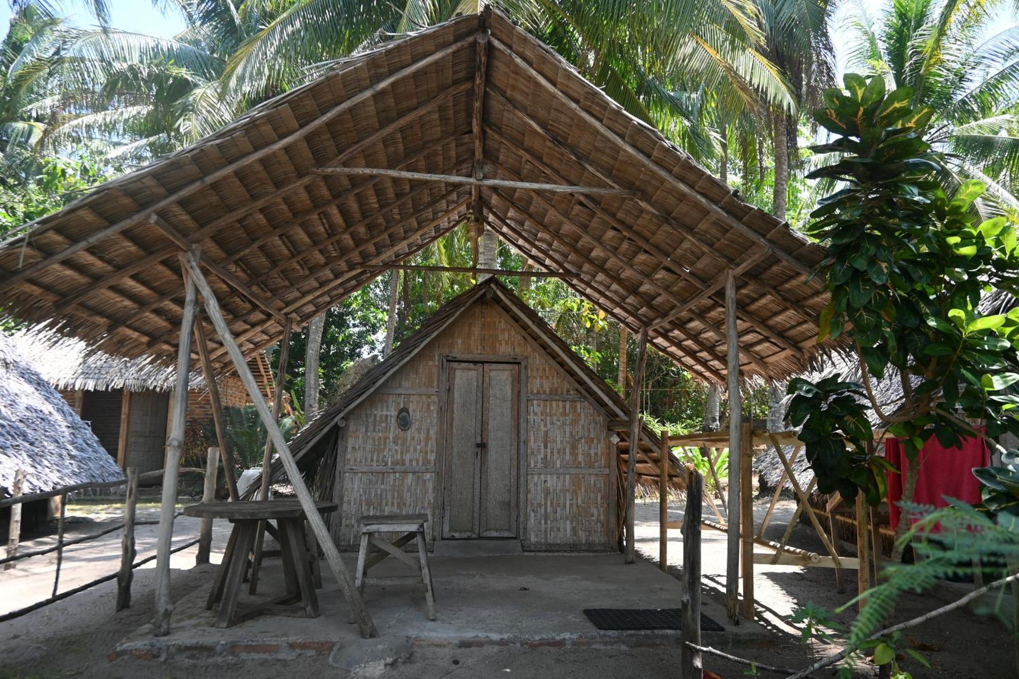 Bunga Jabe Villa Karimunjawa Exterior foto