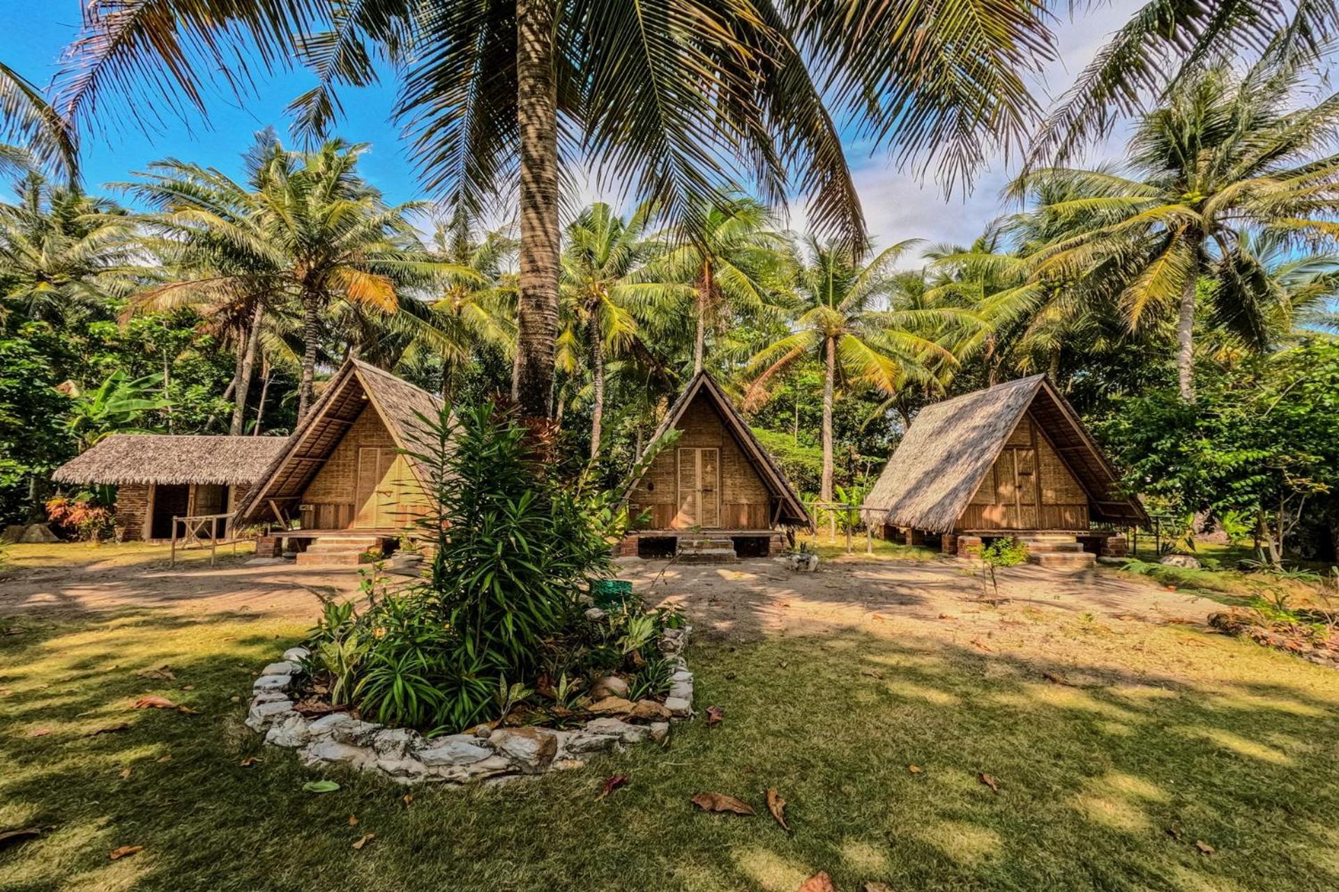 Bunga Jabe Villa Karimunjawa Exterior foto